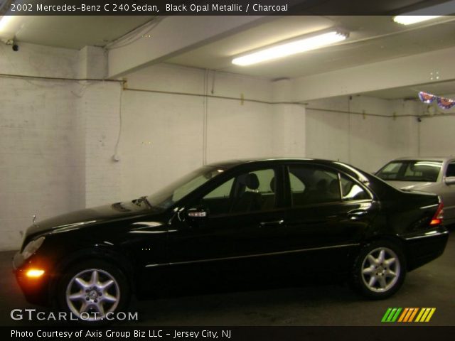 2002 Mercedes-Benz C 240 Sedan in Black Opal Metallic