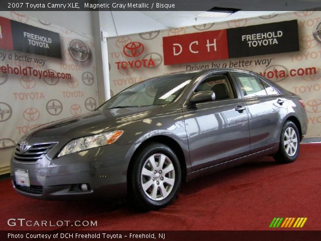 2007 Toyota Camry XLE in Magnetic Gray Metallic