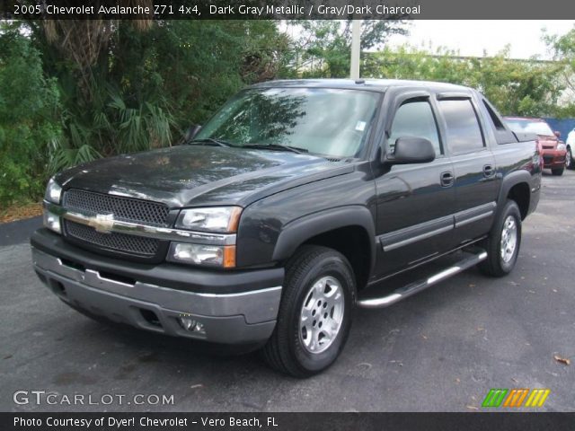 2005 Chevrolet Avalanche Z71 4x4 in Dark Gray Metallic