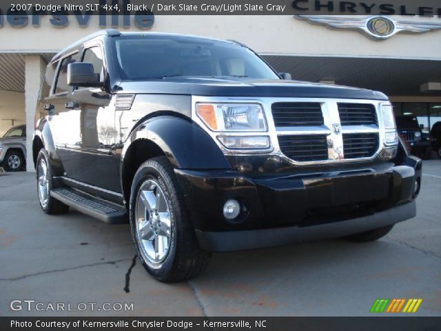 2007 Dodge Nitro SLT 4x4 in Black