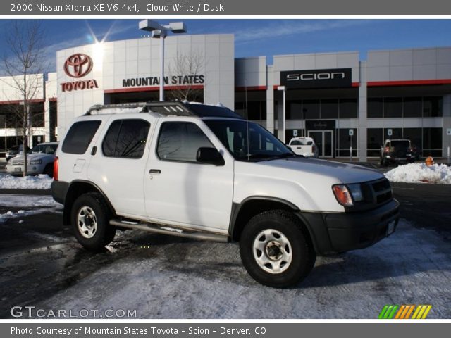 2000 Nissan Xterra XE V6 4x4 in Cloud White