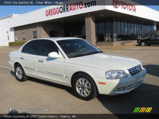 2002 Kia Optima SE in Clear White