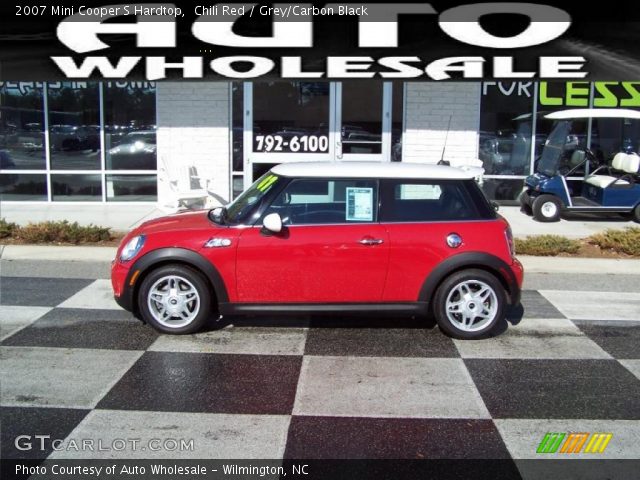 2007 Mini Cooper S Hardtop in Chili Red