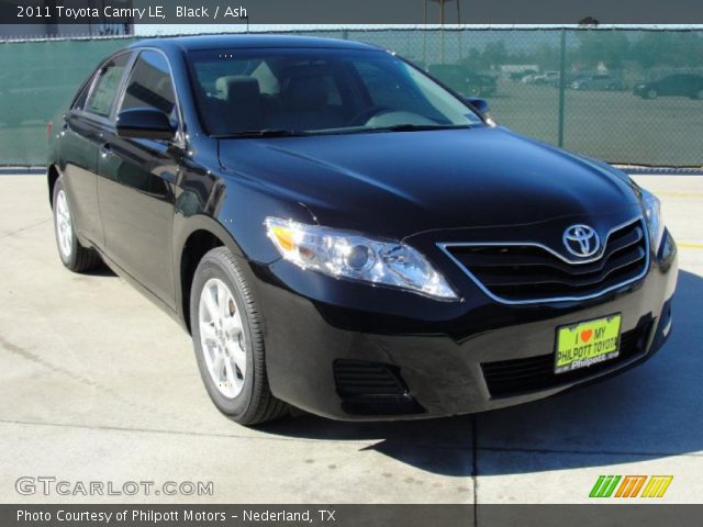 2011 Toyota Camry LE in Black