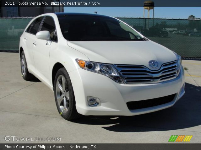 2011 Toyota Venza V6 in Blizzard Pearl White