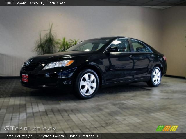 2009 Toyota Camry LE in Black