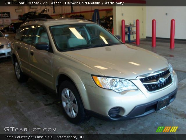 2008 Subaru Outback 2.5i Wagon in Harvest Gold Metallic