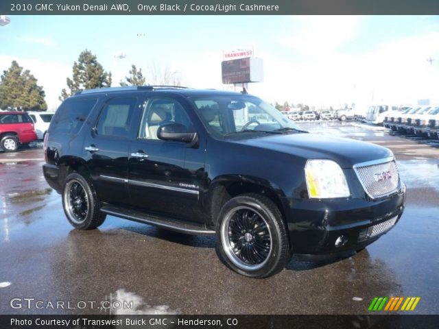 2010 GMC Yukon Denali AWD in Onyx Black