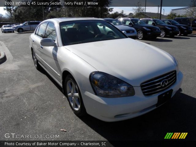 2003 Infiniti Q 45 Luxury Sedan in Ivory Pearl