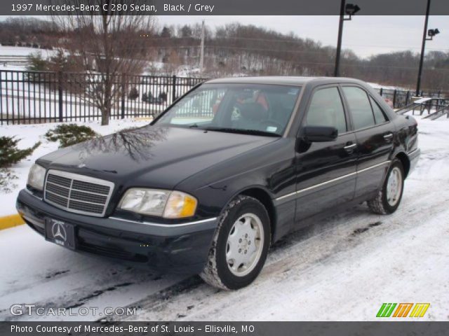 1997 Mercedes-Benz C 280 Sedan in Black