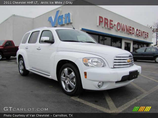 2011 Chevrolet HHR LT in Arctic Ice White