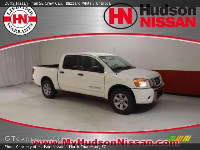 2009 Nissan Titan SE Crew Cab in Blizzard White