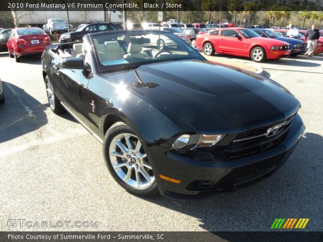 2010 Ford Mustang V6 Premium Convertible in Black