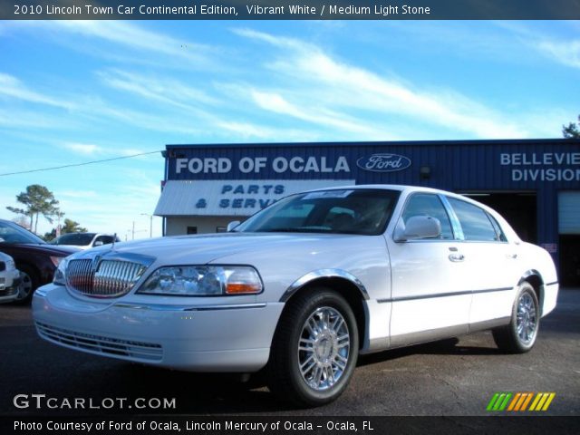 2010 Lincoln Town Car Continental Edition in Vibrant White