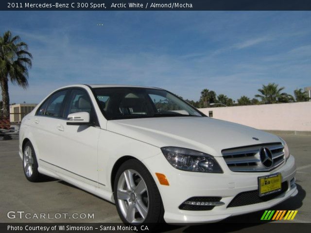 2011 Mercedes-Benz C 300 Sport in Arctic White