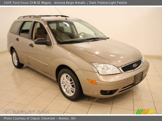2005 Ford Focus ZXW SE Wagon in Arizona Beige Metallic