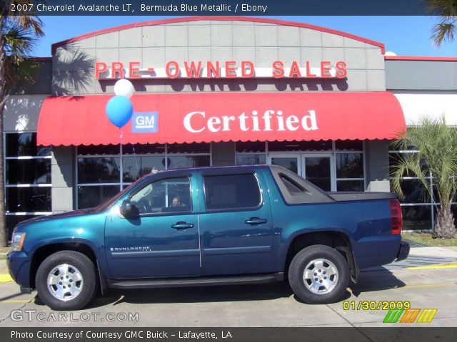 2007 Chevrolet Avalanche LT in Bermuda Blue Metallic