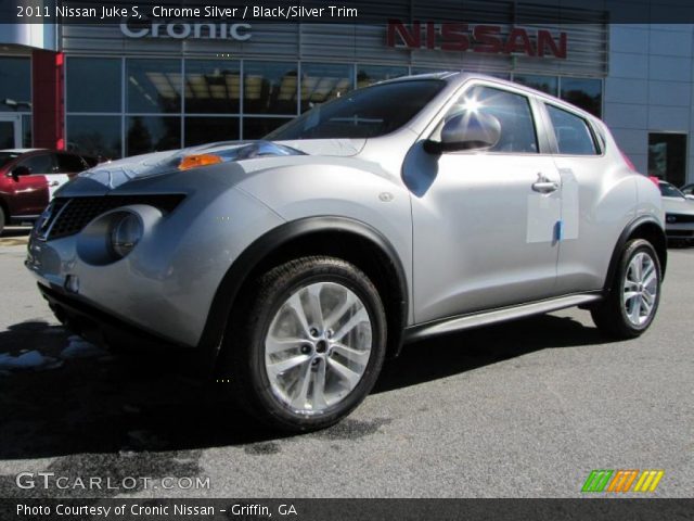 2011 Nissan Juke S in Chrome Silver