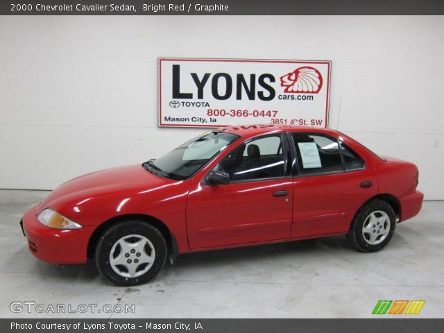 2000 Chevrolet Cavalier Sedan in Bright Red