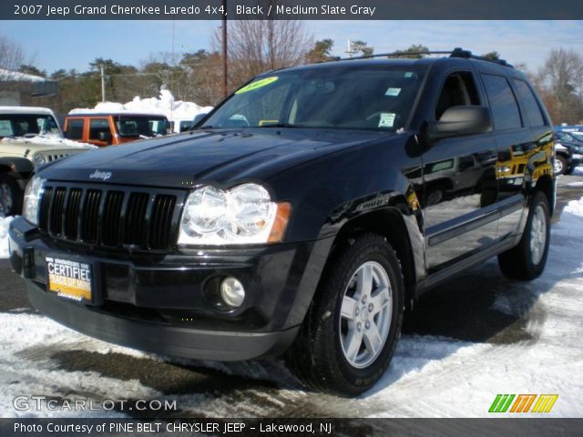 2007 Jeep Grand Cherokee Laredo 4x4 in Black