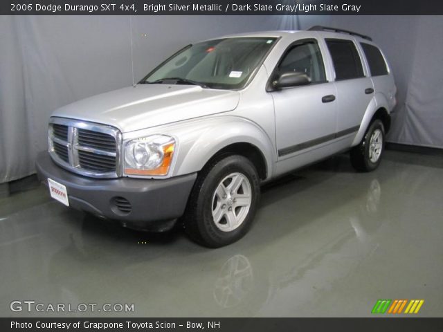 2006 Dodge Durango SXT 4x4 in Bright Silver Metallic