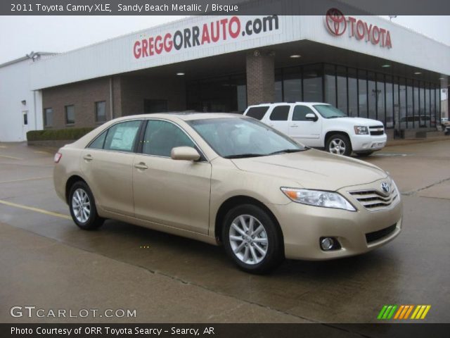 2011 Toyota Camry XLE in Sandy Beach Metallic