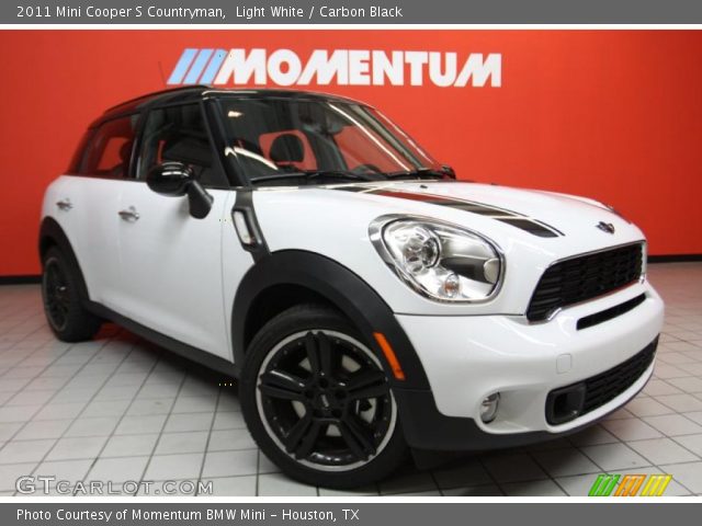 2011 Mini Cooper S Countryman in Light White