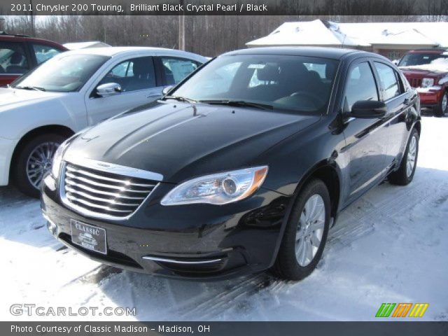 2011 Chrysler 200 Touring in Brilliant Black Crystal Pearl