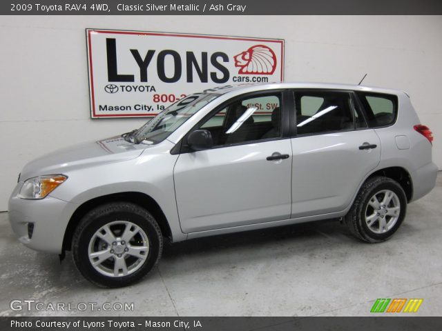 2009 Toyota RAV4 4WD in Classic Silver Metallic
