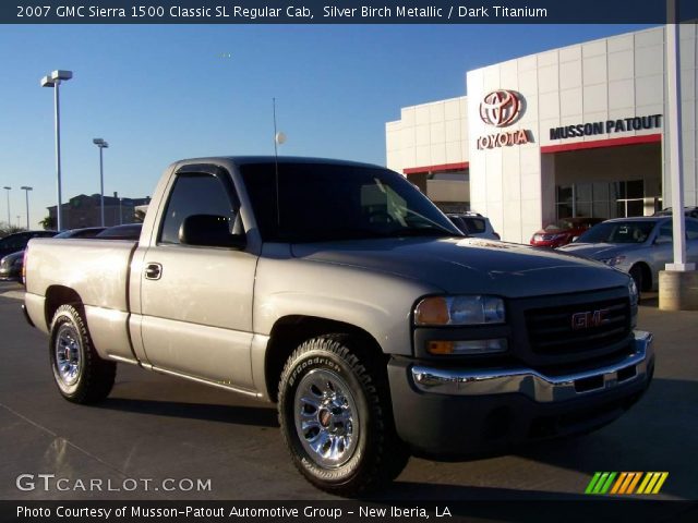 2007 GMC Sierra 1500 Classic SL Regular Cab in Silver Birch Metallic