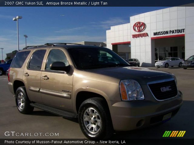 2007 GMC Yukon SLE in Antique Bronze Metallic