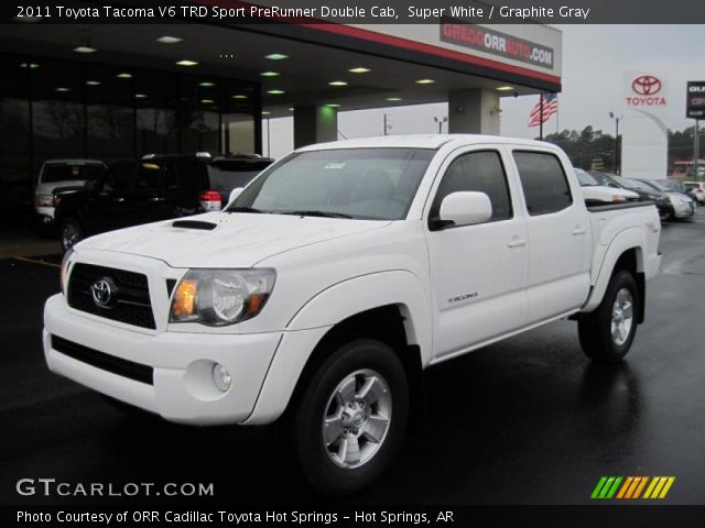 2011 Toyota Tacoma V6 TRD Sport PreRunner Double Cab in Super White