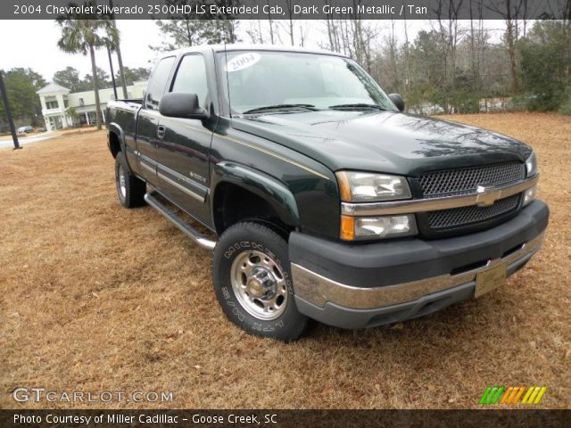 2004 Chevrolet Silverado 2500HD LS Extended Cab in Dark Green Metallic