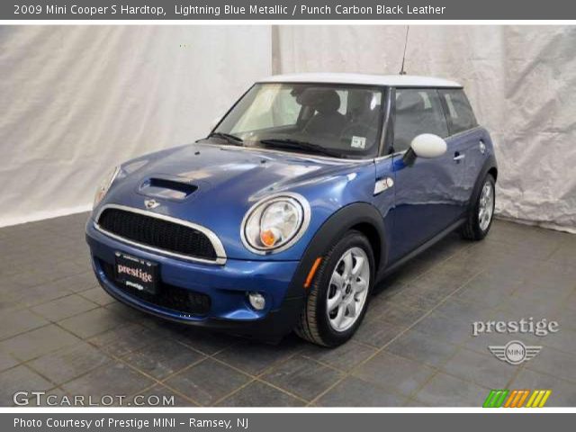 2009 Mini Cooper S Hardtop in Lightning Blue Metallic