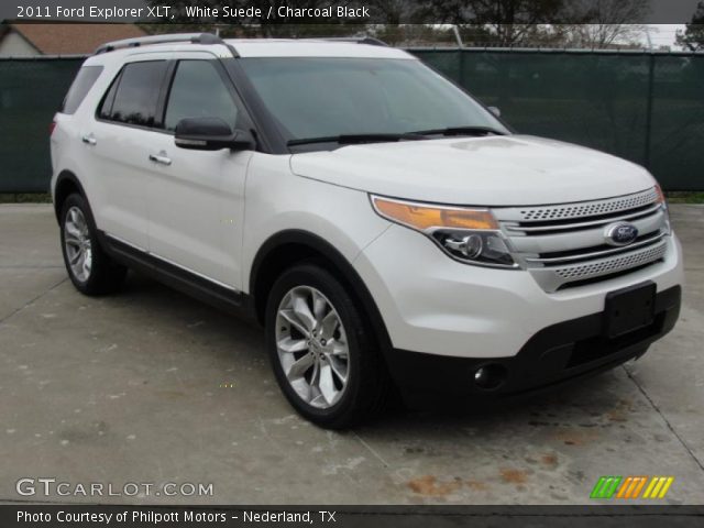 2011 Ford Explorer XLT in White Suede