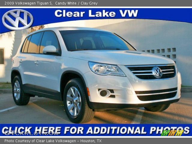 2009 Volkswagen Tiguan S in Candy White