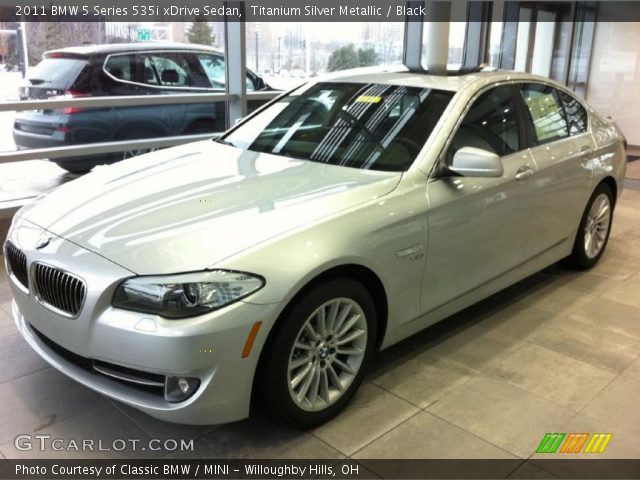 2011 Bmw 535i titanium silver #2