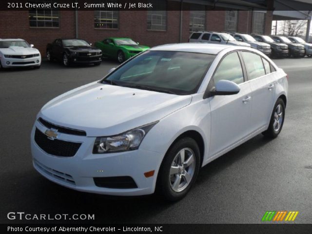 2011 Chevrolet Cruze LT in Summit White