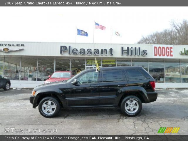 2007 Jeep Grand Cherokee Laredo 4x4 in Black
