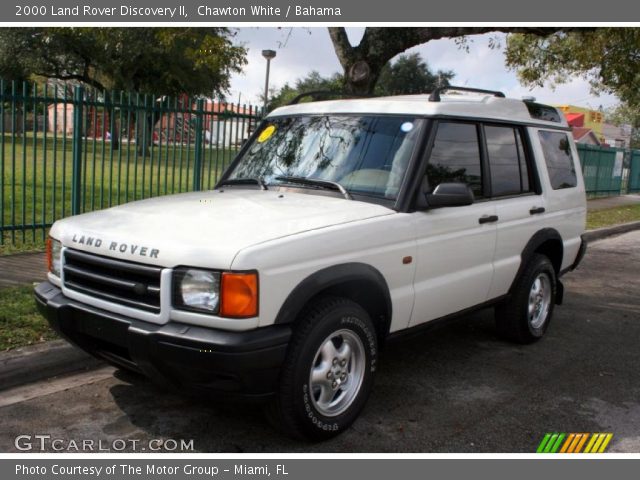 2000 Land Rover Discovery II  in Chawton White