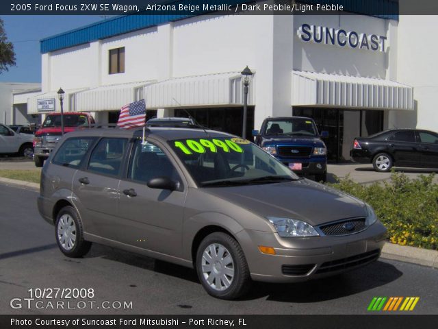 2005 Ford Focus ZXW SE Wagon in Arizona Beige Metallic