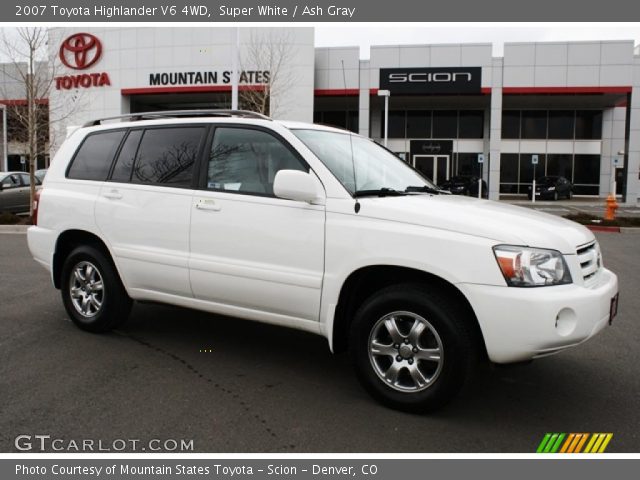 2007 Toyota Highlander V6 4WD in Super White