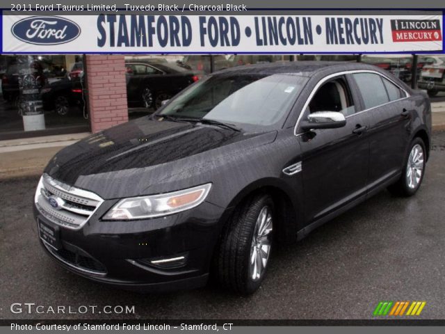 2011 Ford Taurus Limited in Tuxedo Black