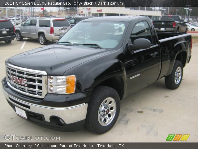 2011 GMC Sierra 1500 Regular Cab in Onyx Black