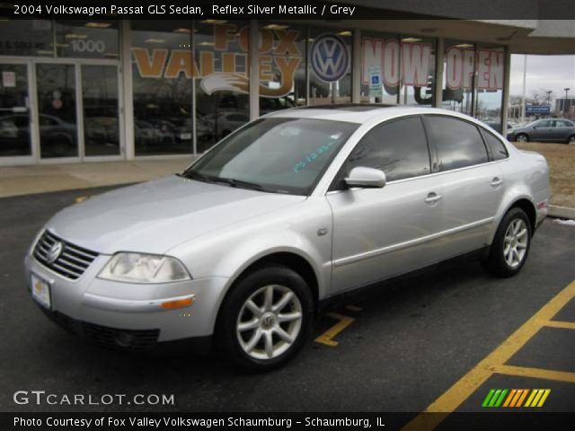 2004 Volkswagen Passat GLS Sedan in Reflex Silver Metallic