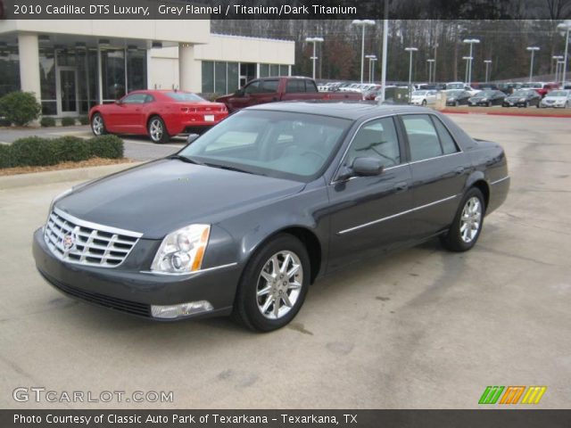 2010 Cadillac DTS Luxury in Grey Flannel
