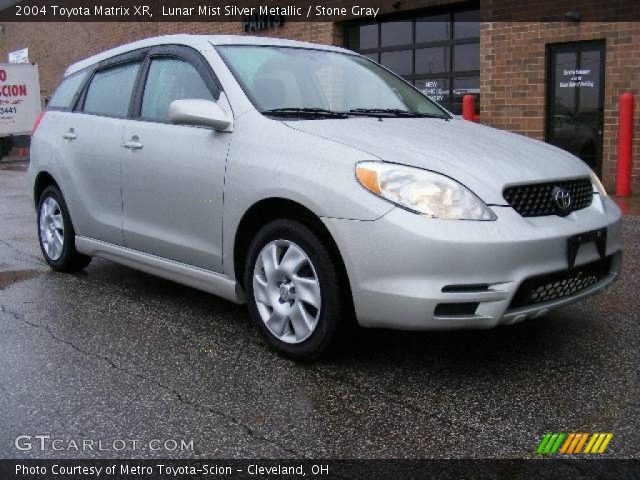 2004 Toyota Matrix XR in Lunar Mist Silver Metallic