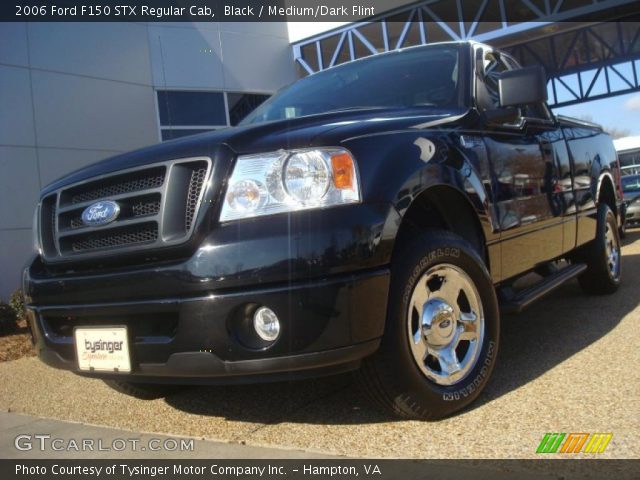 2006 Ford F150 STX Regular Cab in Black