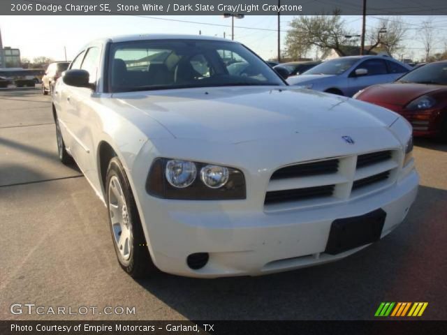 2006 Dodge Charger SE in Stone White