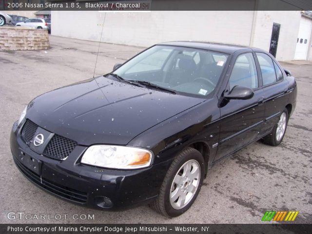 2006 Nissan Sentra 1.8 S in Blackout